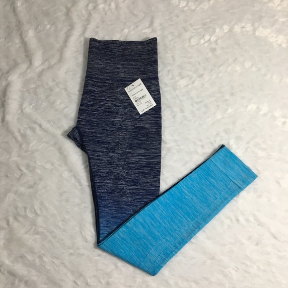 Electric Yoga Pants - [NWT] Electric Yoga Blue Ombre Capri Leggings